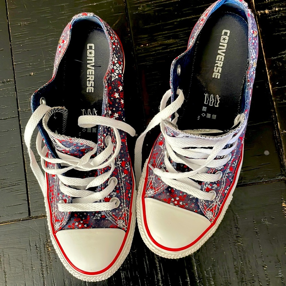 Converse- women’s size 10, lo-tops, red, white, & blue pattern, gently used.